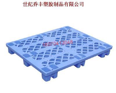 南昌世纪乔丰制品与朱军的职业形象——企博网职业博客包装制品领域的专业展示